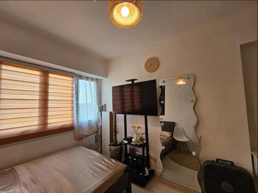 The Residences At Commonwealth By Century Properties เกซอนซิตี้ ภายนอก รูปภาพ