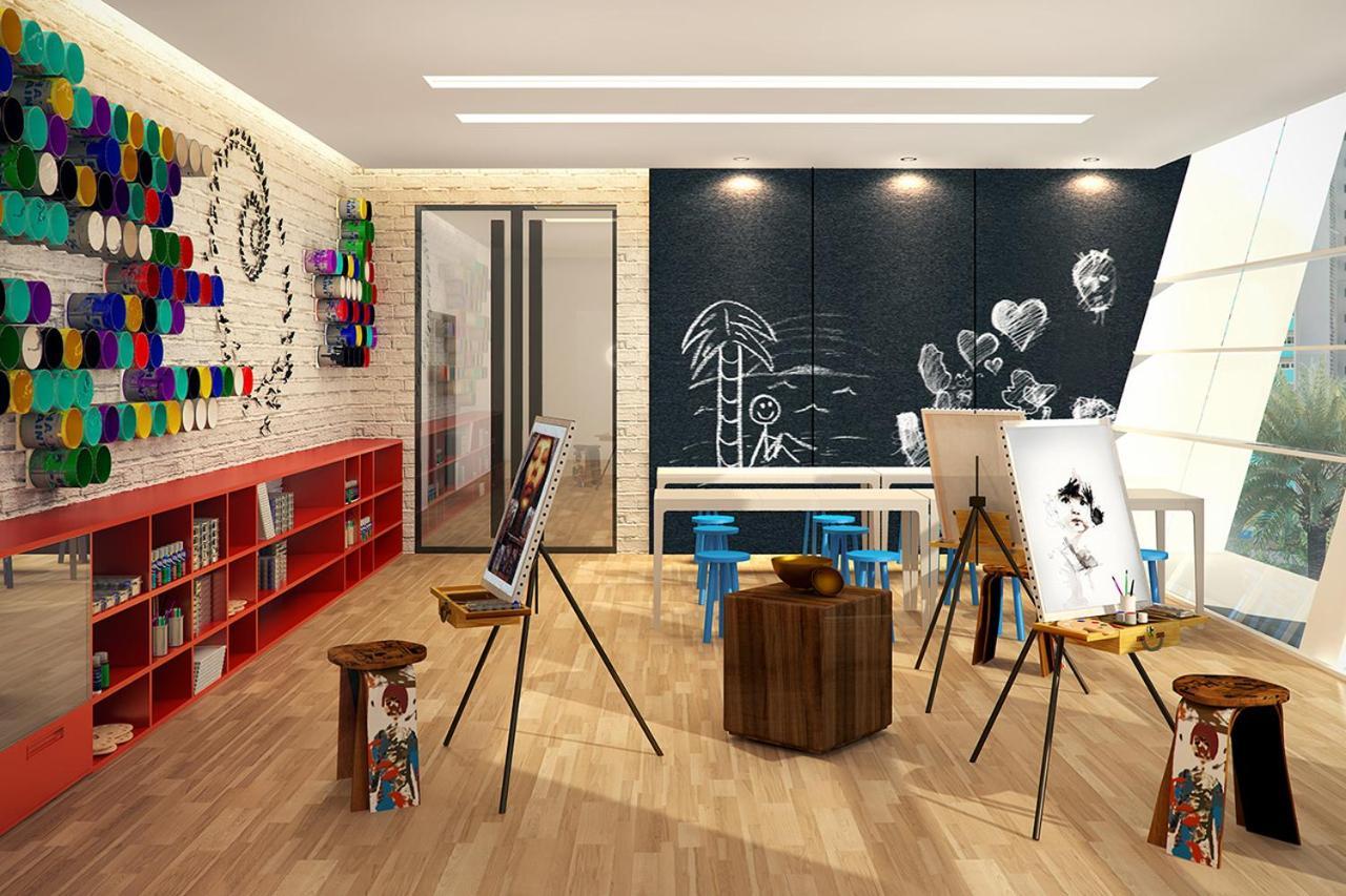 The Residences At Commonwealth By Century Properties เกซอนซิตี้ ภายนอก รูปภาพ
